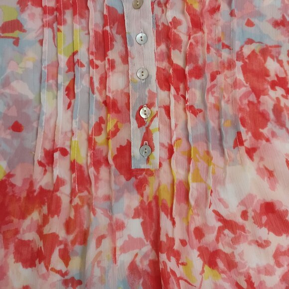 Women's Sheer V-Neck Lightweight Long Sleeve Tunic - Picture 4 of 8